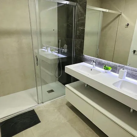 Sunset Cliffs 5 Star Complex With Heated Pool And Jacuzzi's Apartment Benidorm